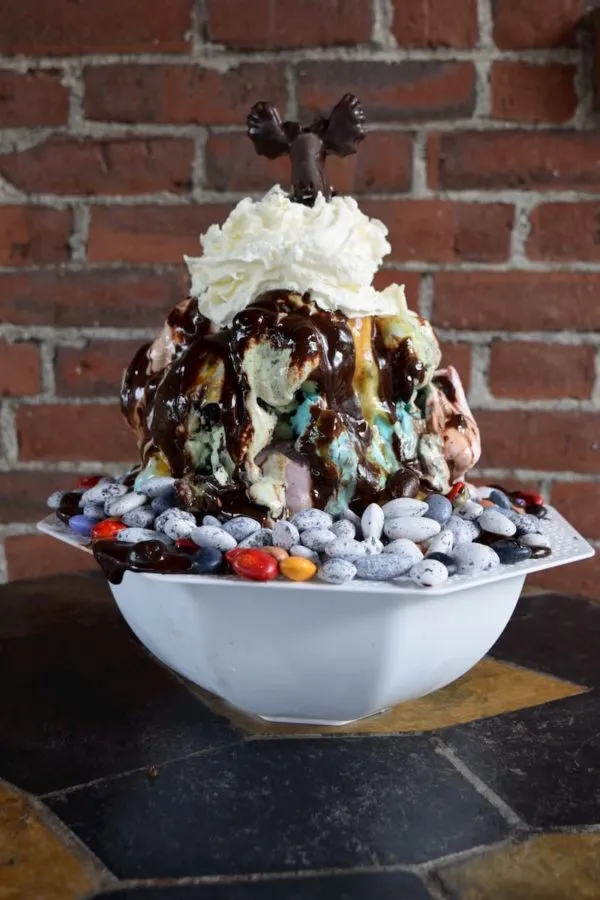 lost【新品未使用】【定価36,000円】Outland SUNDAE The 10 Most Outrageous Ice Cream Sundaes in America